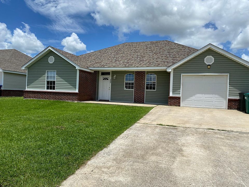 1st image of 5022 Hawthorn Dr