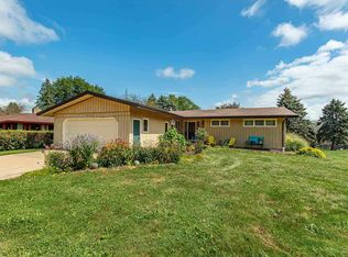 1306 2nd St, New Glarus, WI 53574
