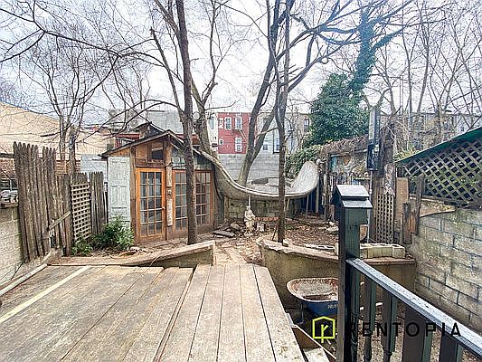 2nd image of 26 Park St #1