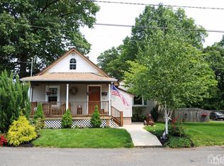 85 Othen St, Edison, NJ 08817