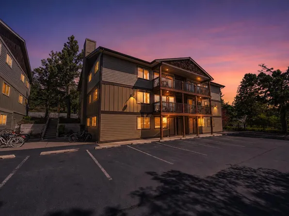 1010 NW Roanoke Ave APT 6, Bend, OR 97703