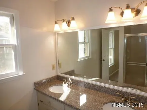 223 Forest Oaks Dr — Photo 10