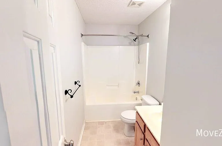 8926 Comstock Ct — Photo 16