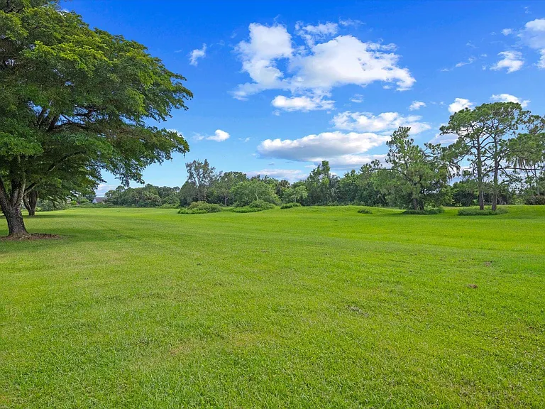 11875 Pebblewood Dr #201 — Photo 37
