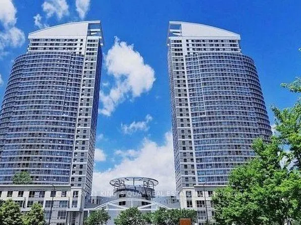 36 Lee Centre Dr #3506, Toronto, ON M1H 3K2