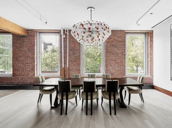 94 Thompson Street image 3 of 15