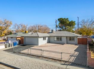 44532 Andale Ave, Lancaster, CA 93535