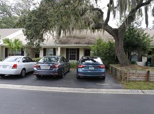 1134 Dover Ct, Safety Harbor, FL 34695