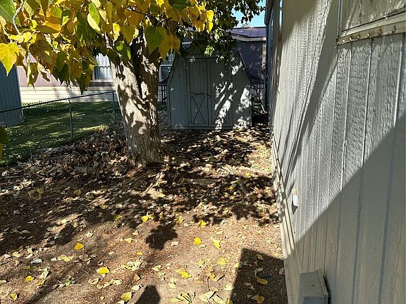 4th image of 900 N Grape Drive #36