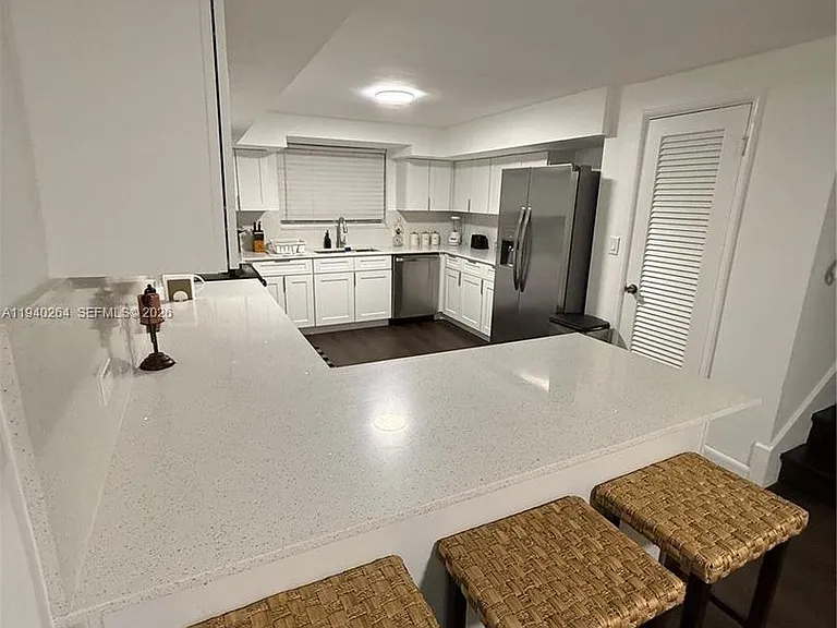 2036 NE 21st Ave #2 — Photo 6