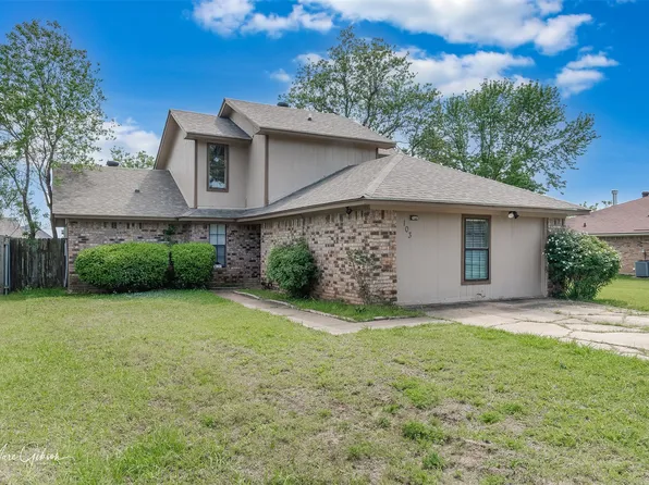 103 S Parkridge Dr, Benton, LA 71006