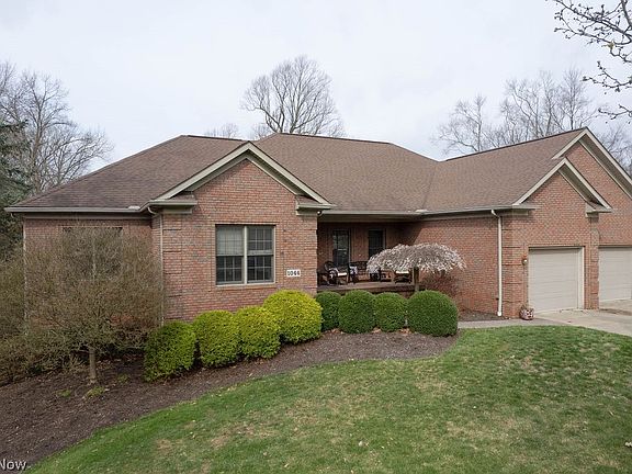 2nd image of 1044 Ledgebrook Dr