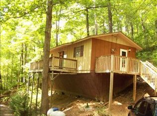 230 Forest Cove Rd, Franklin, NC 28734