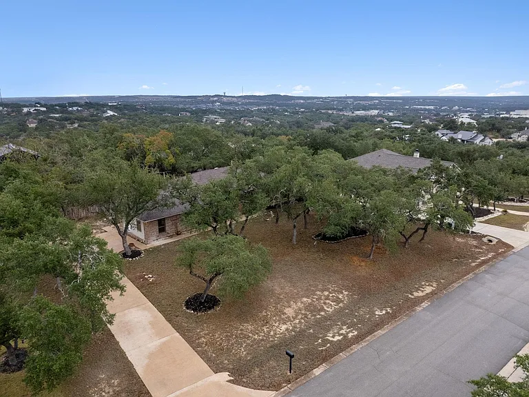 900 Morgan Hill Dr — Photo 25