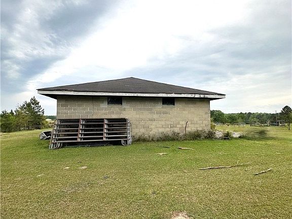 3rd image of 5400-5644 County Road 24