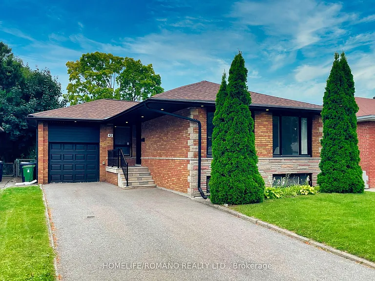 42 Sellmar Rd — Photo 2