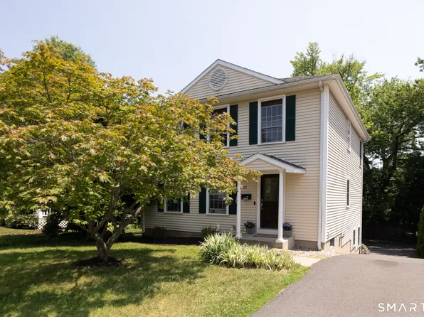 22 Crescent Street, West Hartford, CT 06119