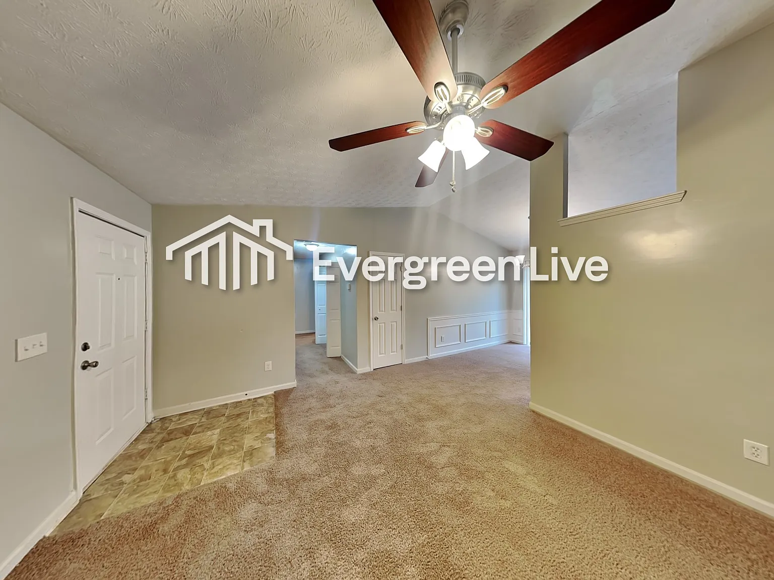 3 bed, 2.0 bath, 1112 sqft, $1,695 — Photo 2