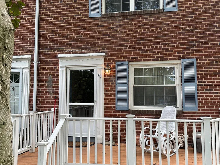 49 E Rosemont Ave — Photo 41