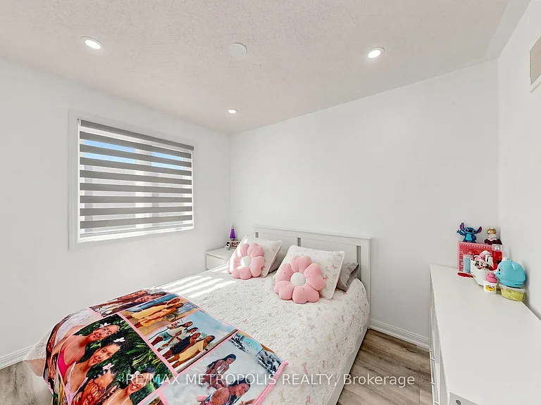 75 Willet Ter — Photo 24