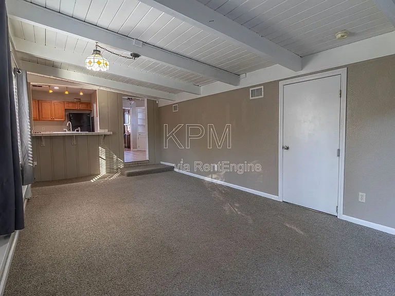 1421 Buena Vista Ave — Photo 12