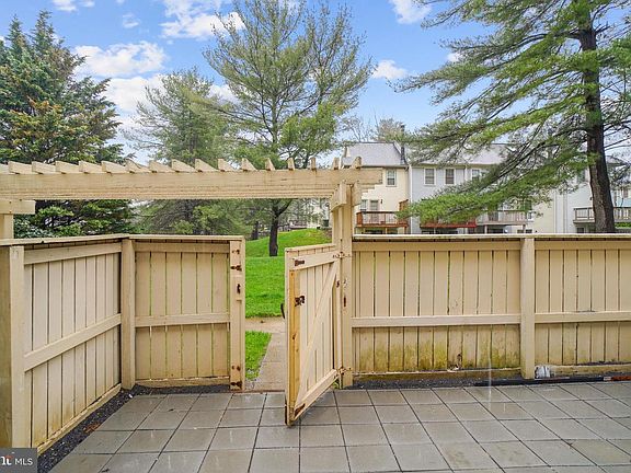 4th image of 8874 Welbeck Way
