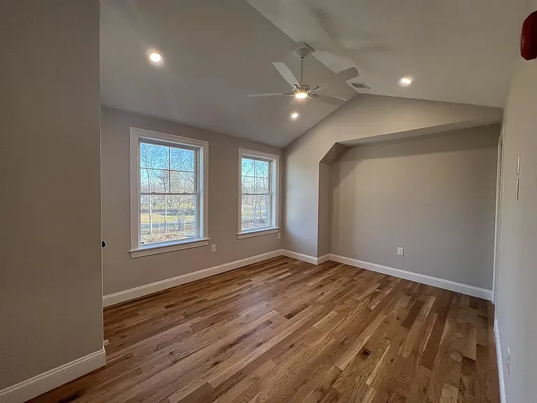 9 Juniper Ln — Photo 11