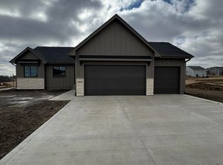 1622 Stuart Ct, Stuart, IA 50250