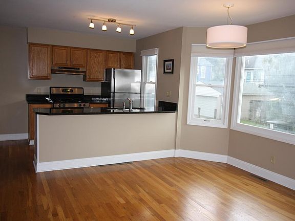 Dining/Kitchen