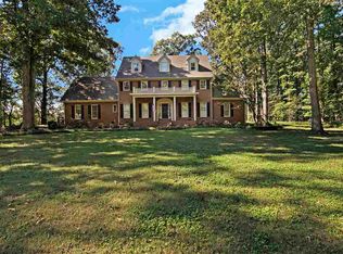 63 Smallwood Dr, Jackson, TN 38305