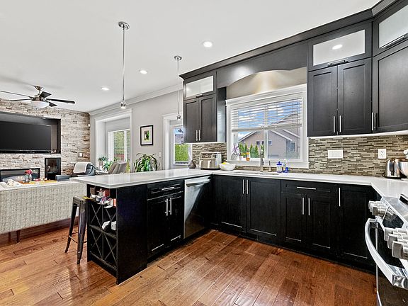 2nd image of 21015 80a Ave