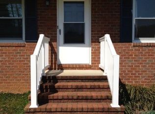 52 Arch Mill Rd, Buchanan, VA 24066