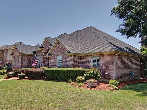 2nd image of 1711 Fairfax Dr