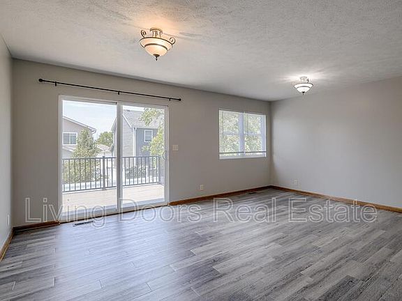 4th image of 7229 Dorchester Ct
