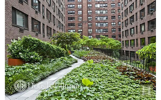 Rented by Douglas Elliman | media 20