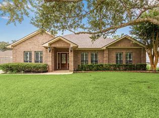 201 W Timberlane Dr, Alvin, TX 77511