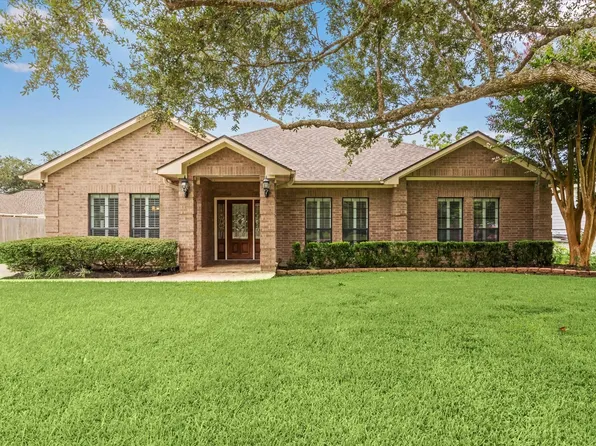 201 W Timberlane Drive, Alvin, TX 77511