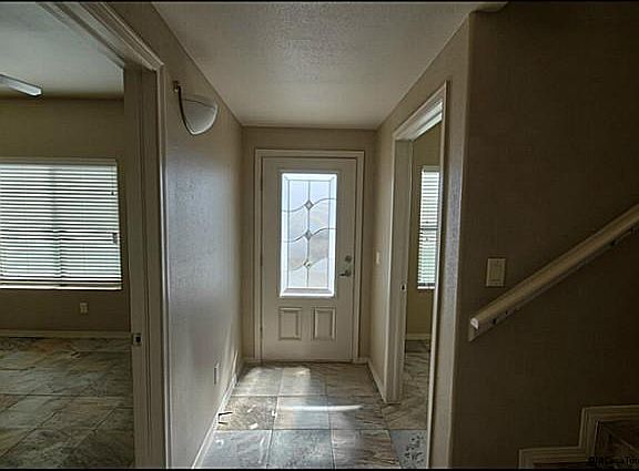4th image of 5501 N Stanton St APT 11