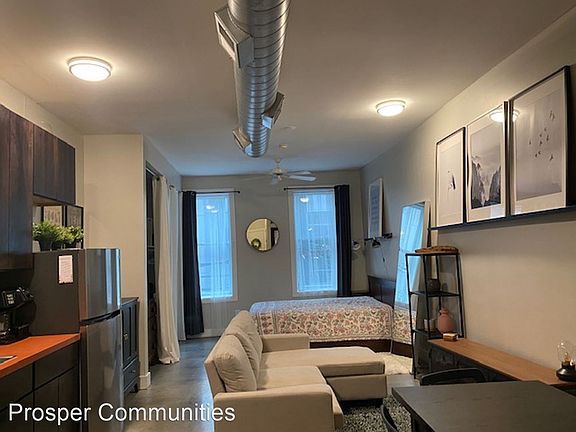 4th image of 24 E 14th St #2