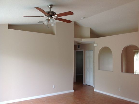 4th image of 962 SW Paar Dr