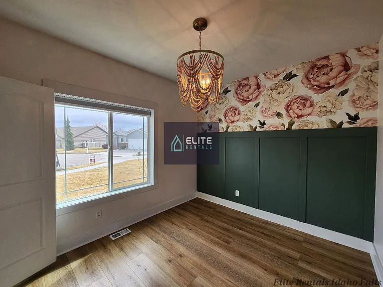 3700 Potomac Way — Photo 18