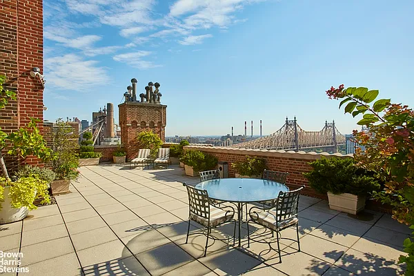 Sold by Brown Harris Stevens | media 15