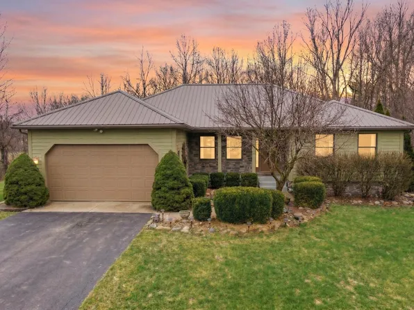 91 Lone Oak Dr, Attica, MI 48412