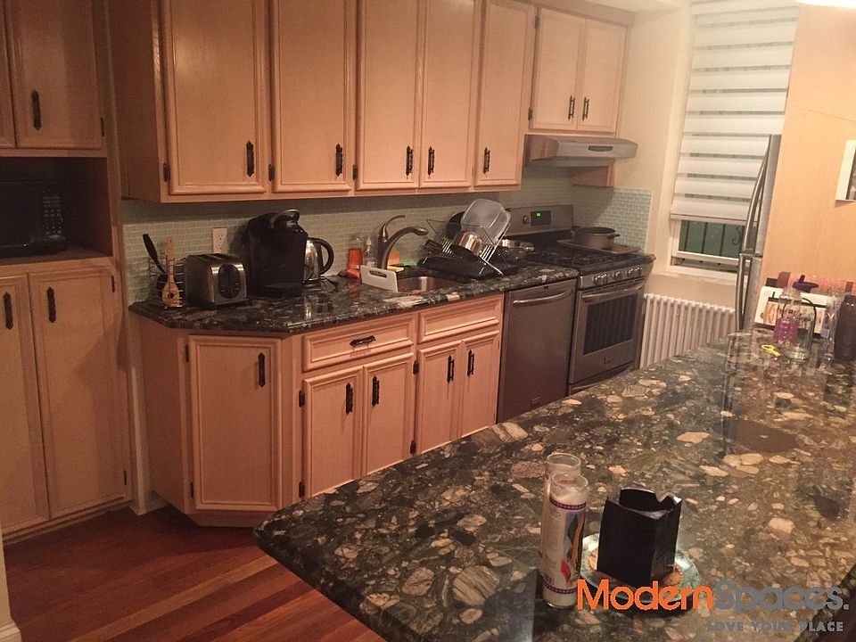 1st image of 2418 23rd St