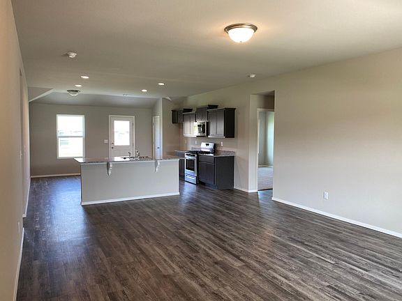 2nd image of 14020 S Lansing Ave