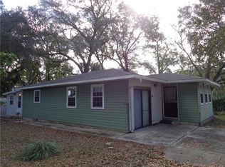 808 S Kingsway Rd, Seffner, FL 33584