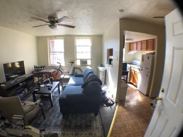 370 S Highland Ave, Pittsburgh, PA