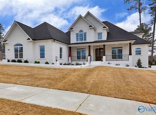102 Poplar Grove Trl, Madison, AL 35756