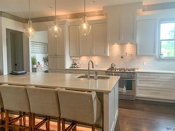 3rd image of 7727 Duplantier Ave