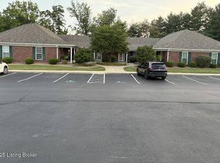 803 Garden Pointe Dr, Simpsonville, KY
